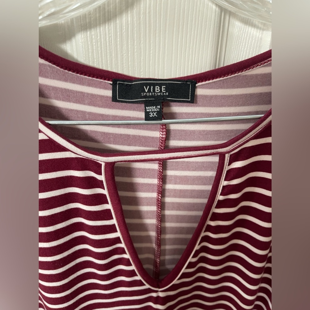VIBE SPORTSWEAR Womens Plus Burgundy & White Striped Short Sleeve dress Size 3XL - Picture 6 of 6